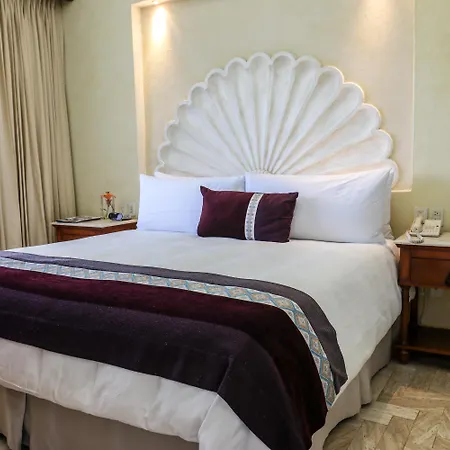Velas Vallarta Suite Resort All-Inclusive-2