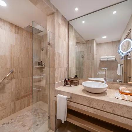 Velas Vallarta Suite Resort All-Inclusive-3